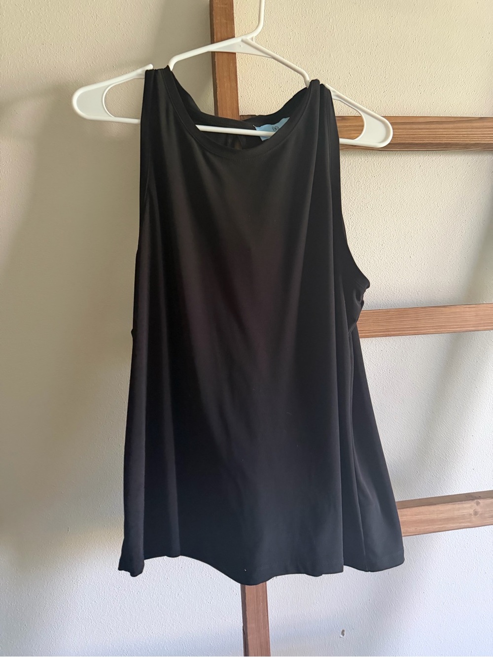 Black work top with key hole XL